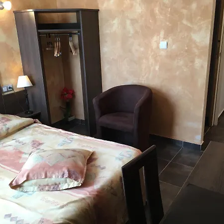 Hotel Morris